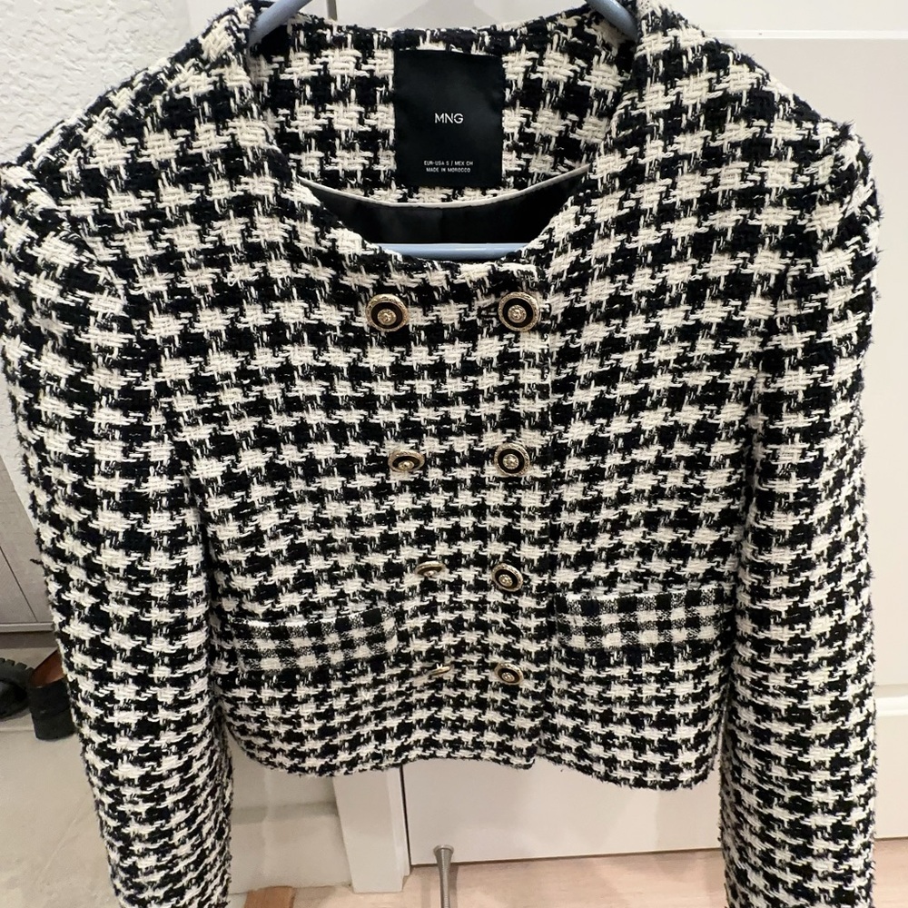 Mango Tweed Cropped Jacket Black White Houndstooth Jewel Buttons Size S